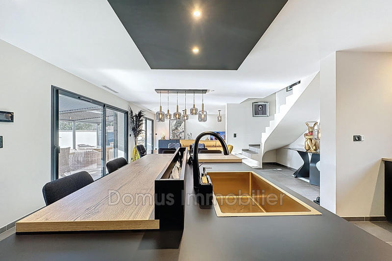 Maison - 152 m² - 6 pièces