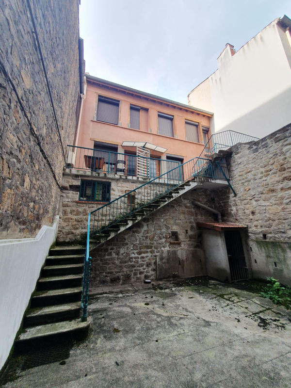 Triplex - 69 m² - 4 pièces