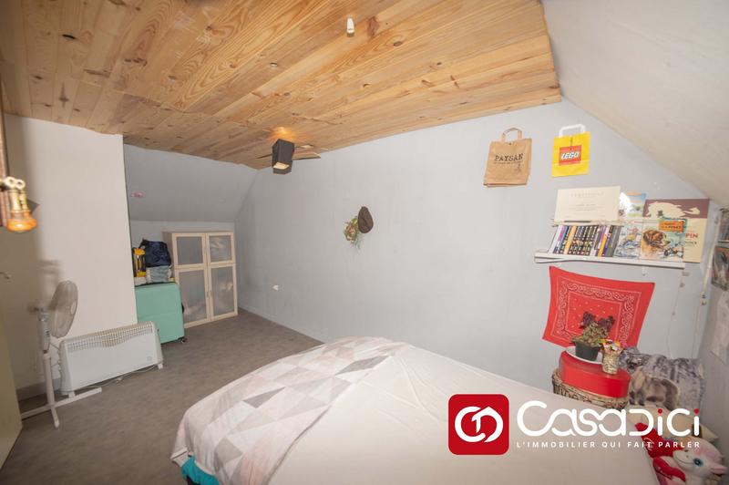 Maison - 101 m² - 5 pièces