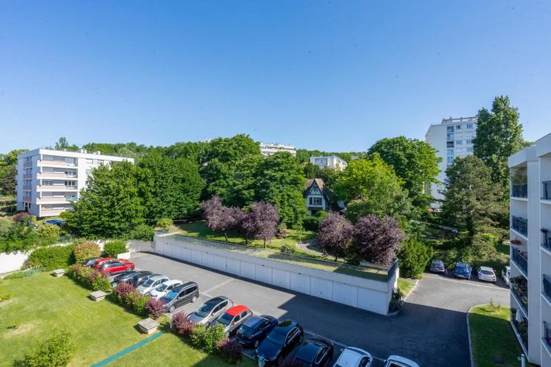 Appartement - 83 m² - 4 pièces