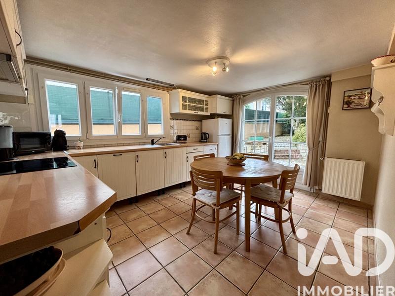 Maison - 111 m² - 5 pièces