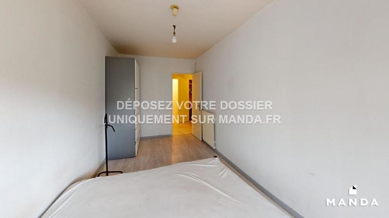 Chambre - 10 m² - 4 pièces