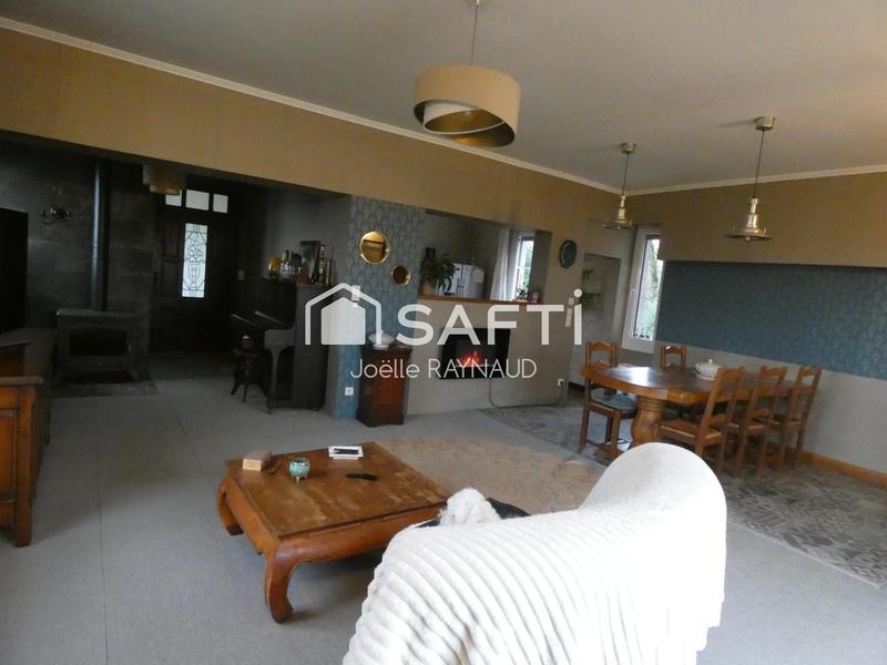 Maison - 200 m² - 7 pièces