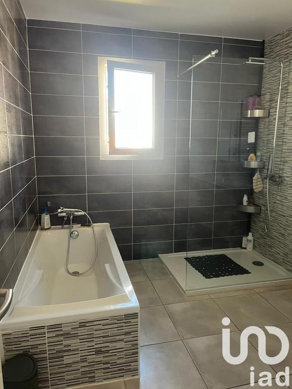 Maison - 102 m² - 4 pièces