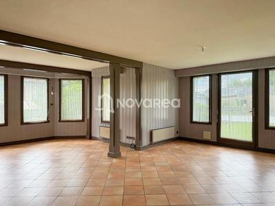 Maison - 166 m² - 6 pièces