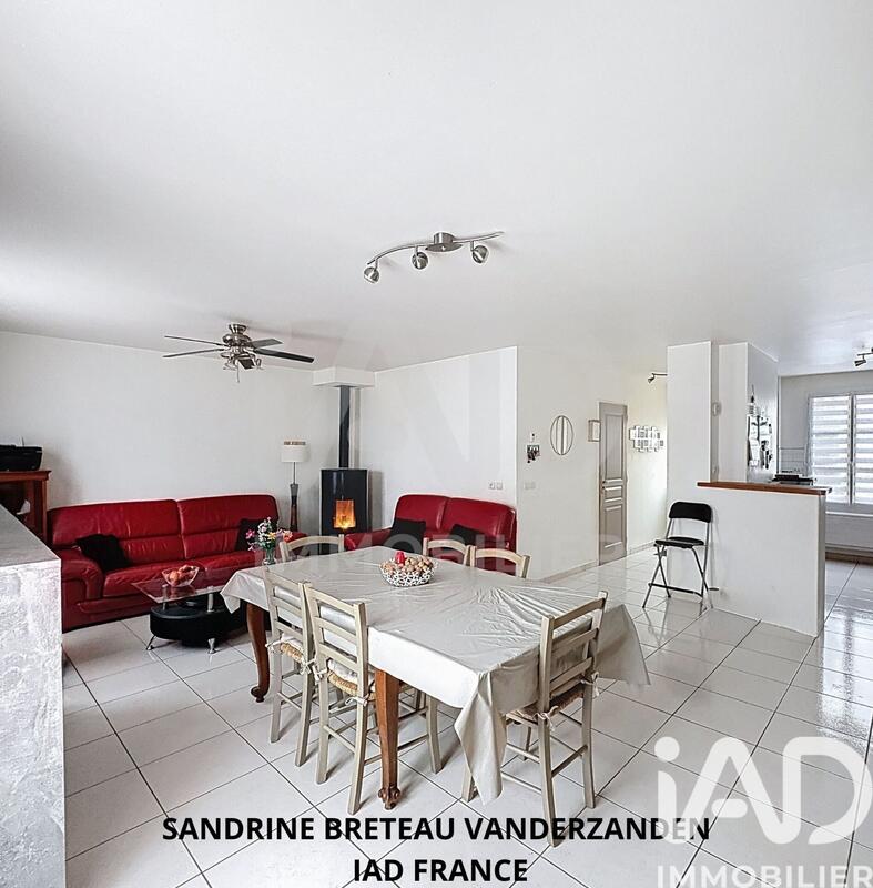 Maison - 97 m² - 5 pièces