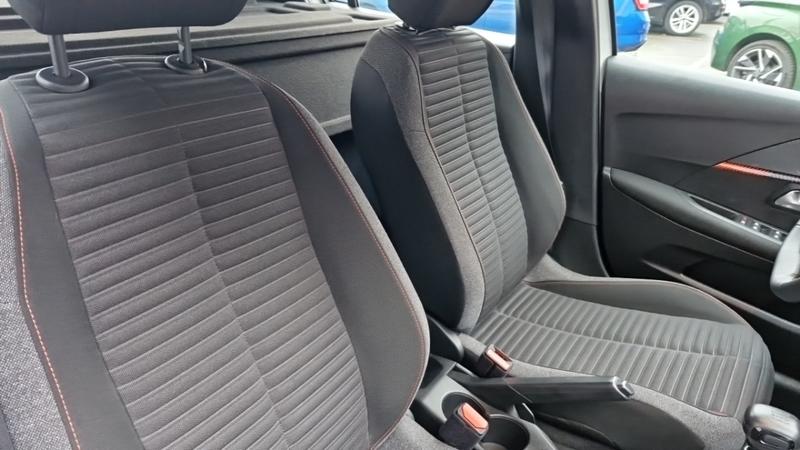 Peugeot 208 Business R 2 Pl puretech 100 ss bvm6 active