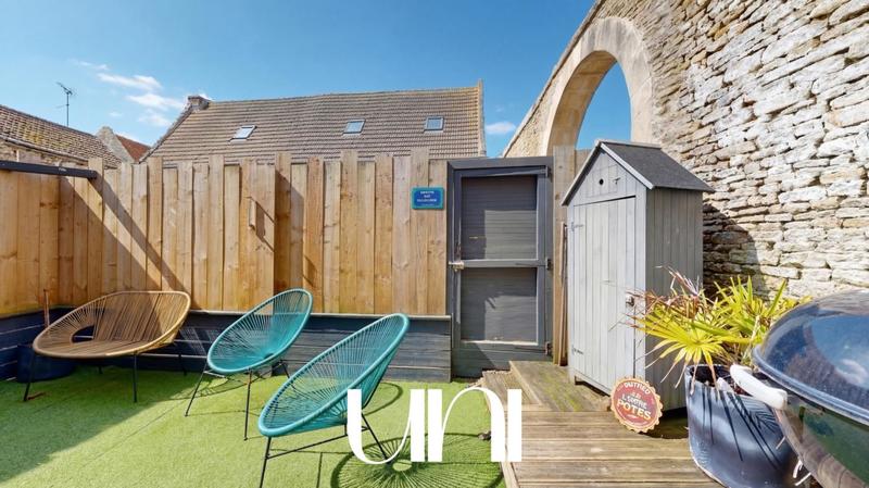 Maison - 90 m² - 4 pièces