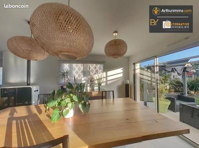 Maison - 117 m² - 6 pièces