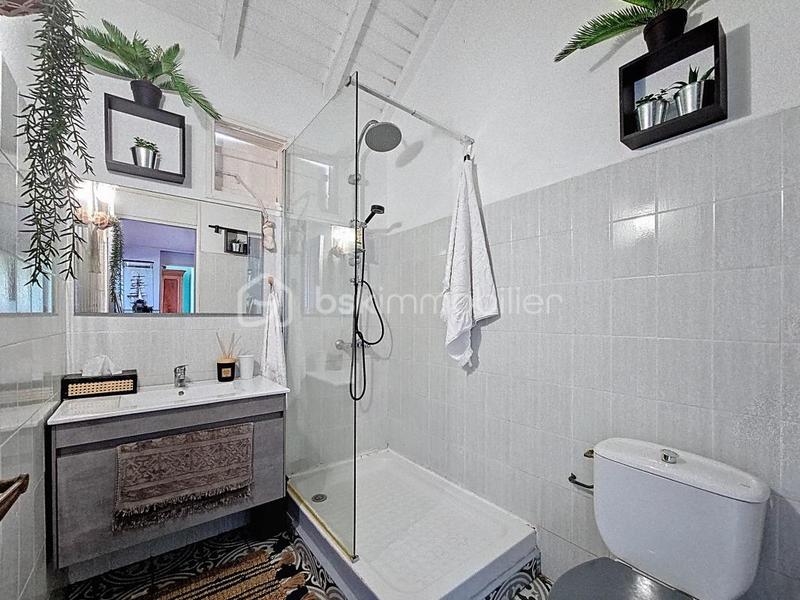 Demeure - 165 m² - 6 pièces