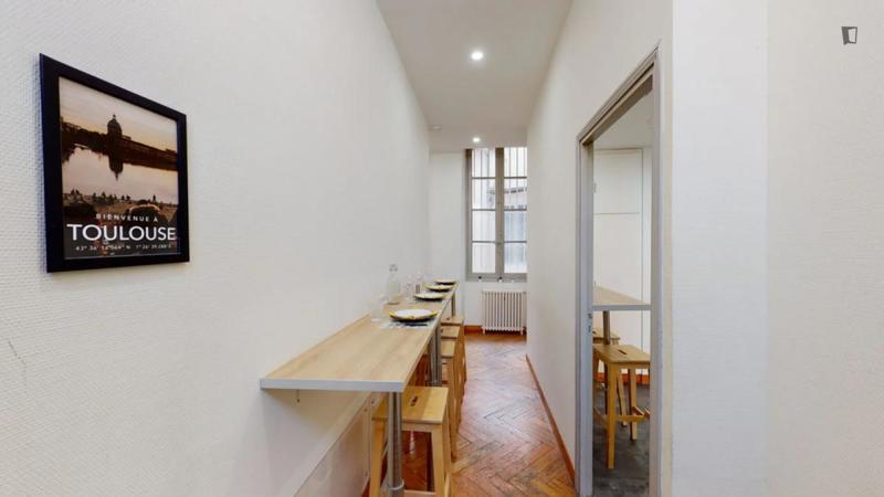 Chambre - 16 m² - 5 pièces