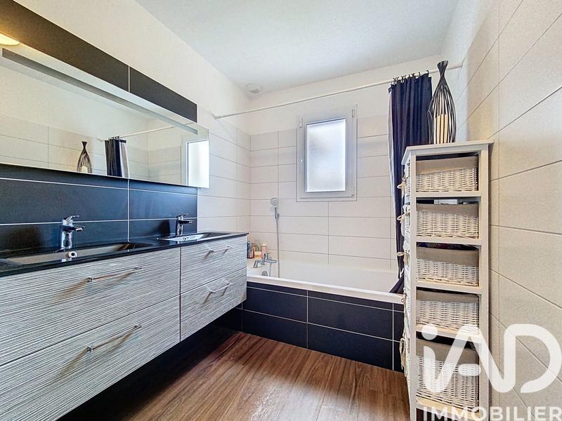 Maison - 107 m² - 5 pièces