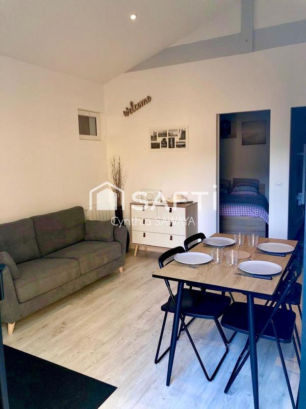 Maison - 180 m² - 7 pièces