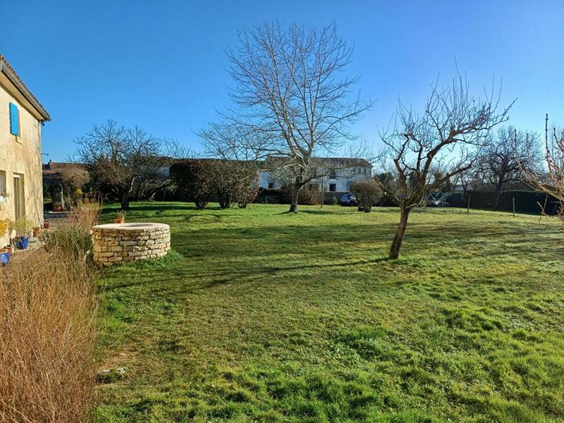 Maison - 204 m² - 7 pièces