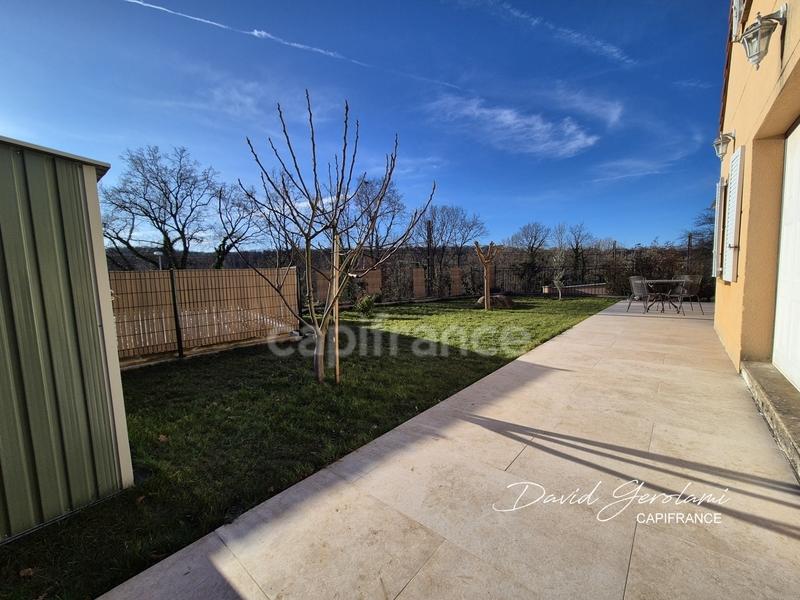 Maison - 150 m² - 5 pièces