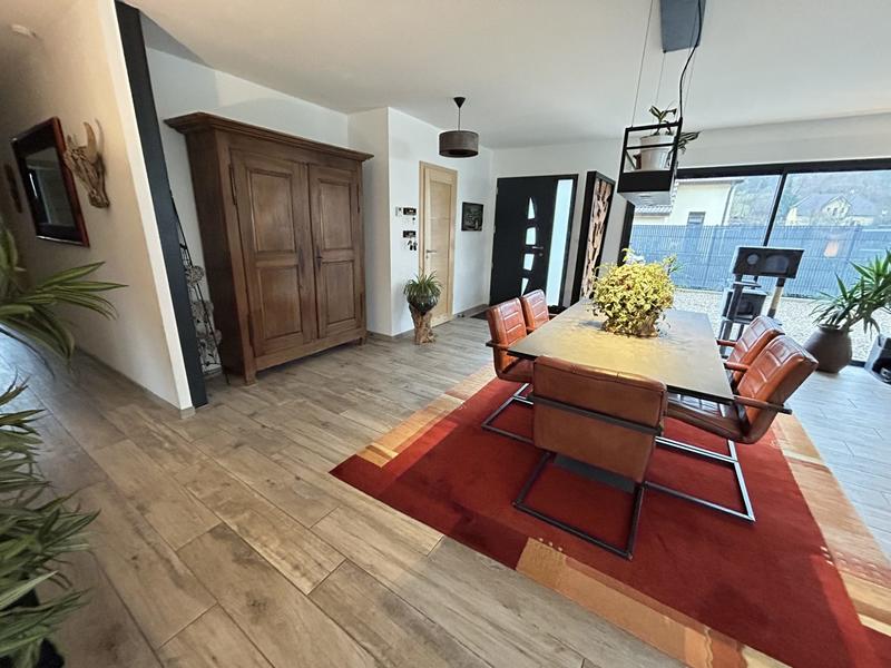 Maison - 136 m² - 5 pièces