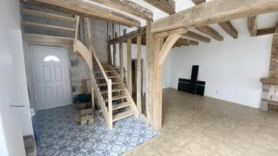 Maison - 250 m² - 8 pièces