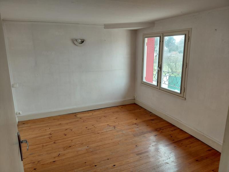 Maison - 99 m² - 5 pièces