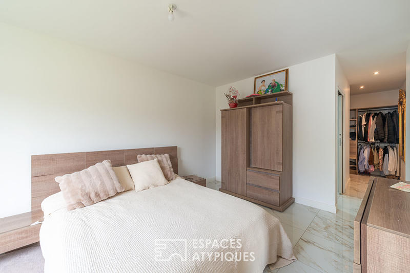 Maison - 213 m² - 8 pièces