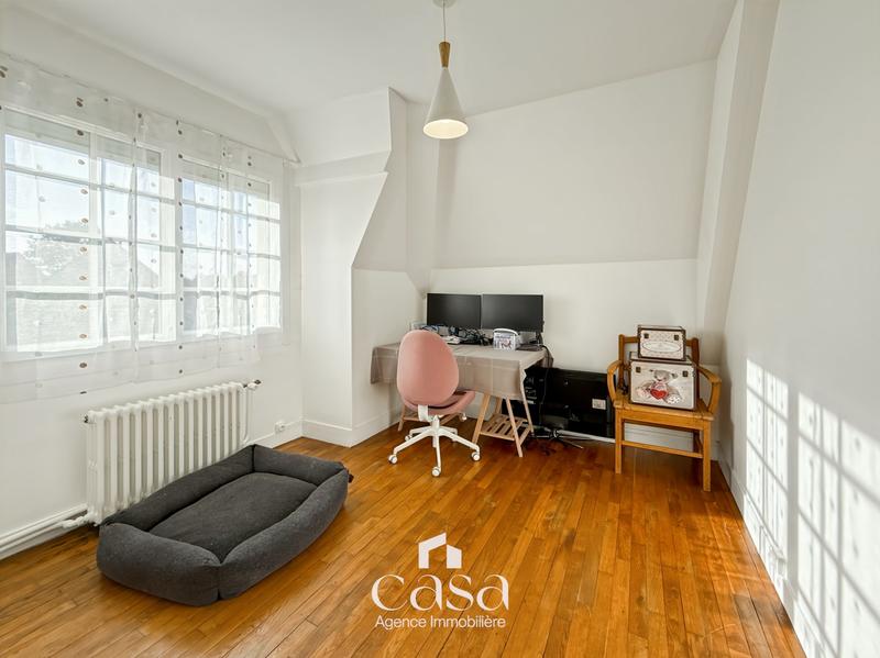 Maison ancienne - 185 m² - 7 pièces