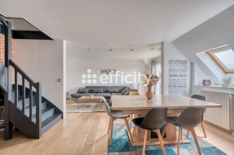 Appartement - 100 m² - 5 pièces