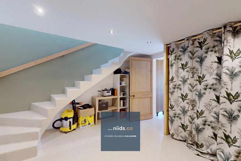 Maison - 158 m² - 5 pièces