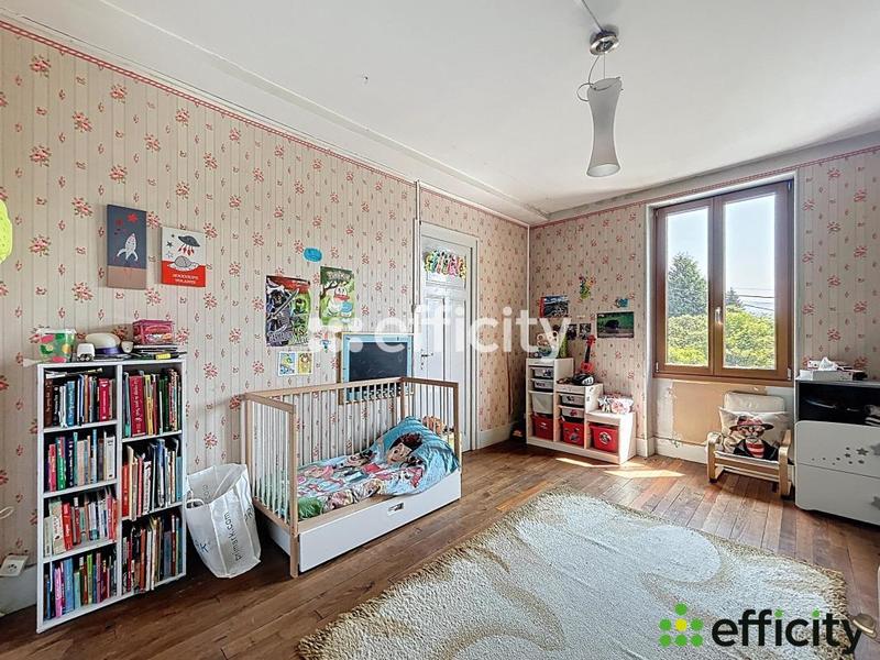 Maison - 390 m² - 12 pièces