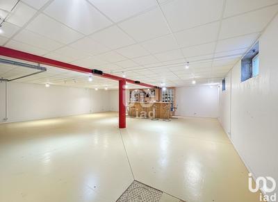 Local commercial - 248 m²