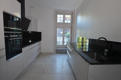 Demeure - 217 m² - 11 pièces