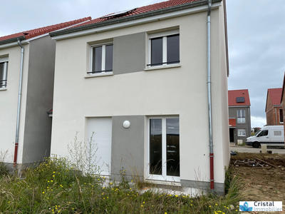 Maison - 80 m² - 5 pièces