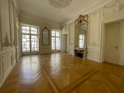 Bureau - 223 m² - 4 pièces