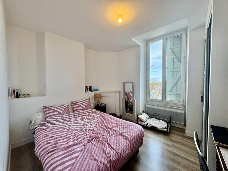 Maison - 567 m² - 22 pièces