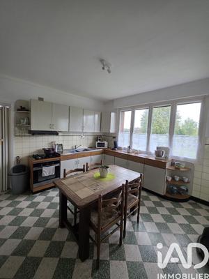 Maison - 136 m² - 5 pièces