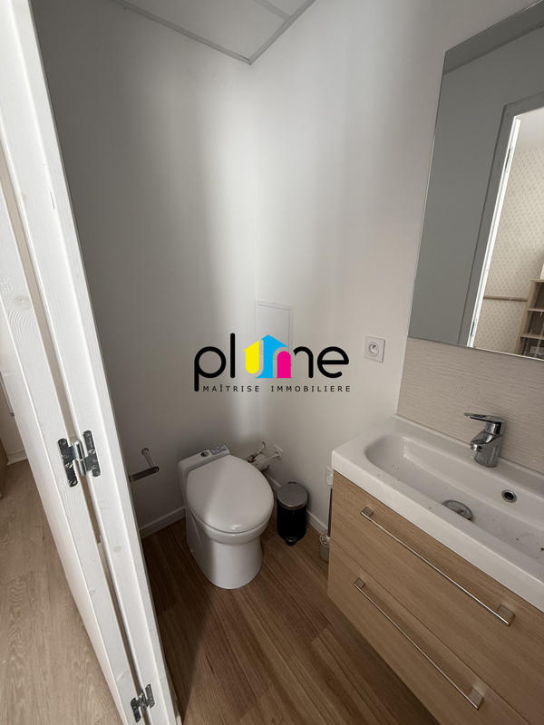 Appartement - 238 m² - 11 pièces