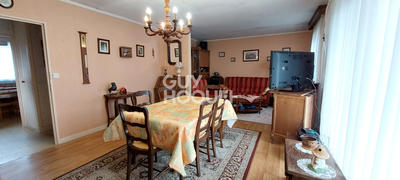 Maison - 84 m² - 5 pièces