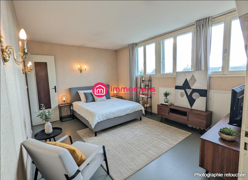 Maison traditionnelle - 147 m² - 7 pièces