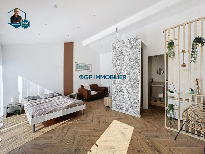 Maison - 175 m² - 6 pièces