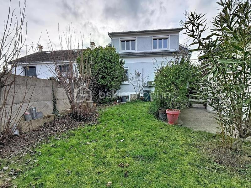 Maison - 157 m² - 6 pièces