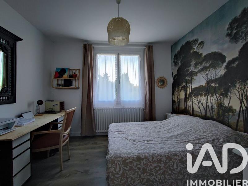 Maison - 242 m² - 8 pièces