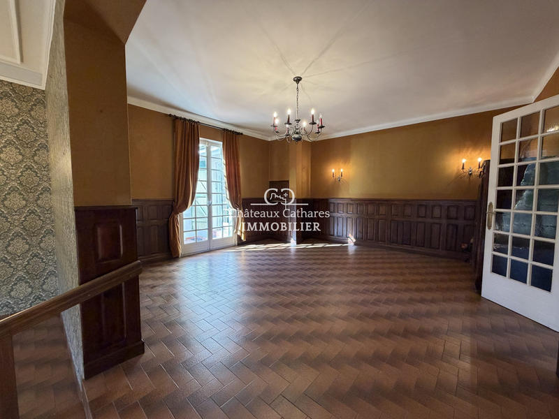 Villa - 275 m² - 9 pièces