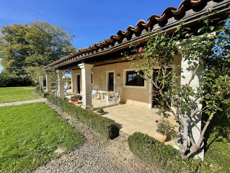 Propriété - 600 m² - 12 pièces