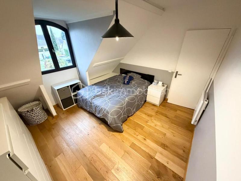 Pavillon - 185 m² - 9 pièces