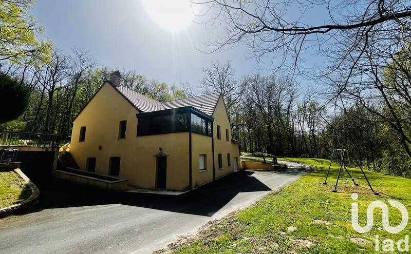 Maison - 337 m² - 12 pièces