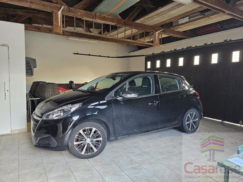 Propriété - 292 m² - 6 pièces