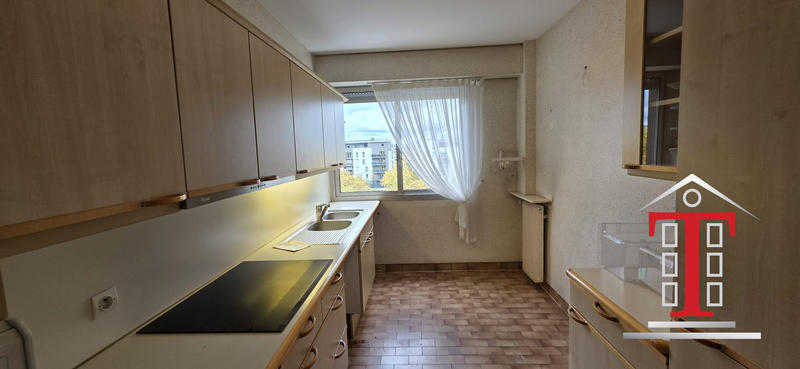 Appartement - 93 m² - 4 pièces