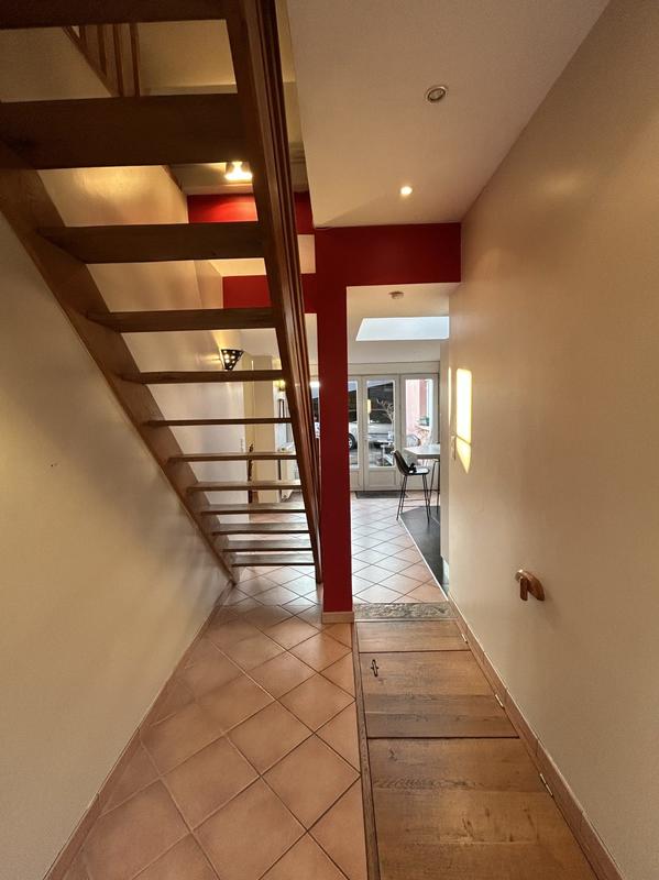 Maison - 143 m² - 7 pièces