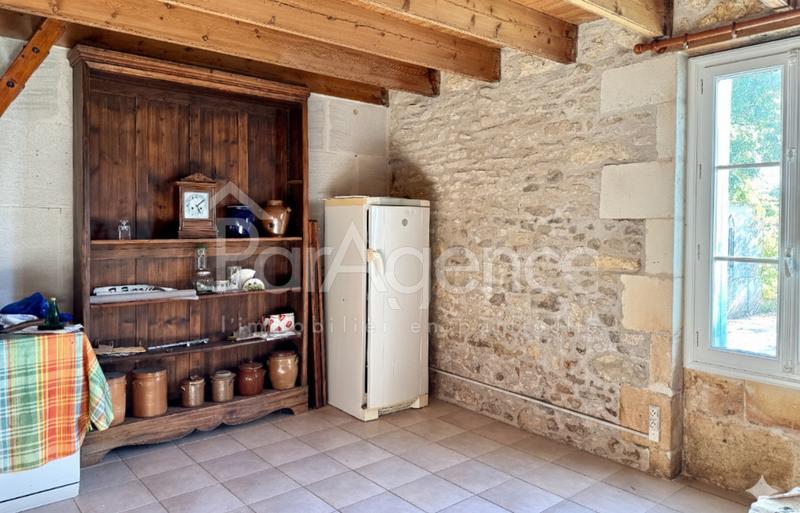 Maison - 241 m² - 8 pièces