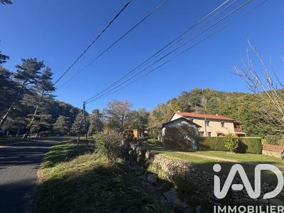 Maison - 130 m² - 7 pièces