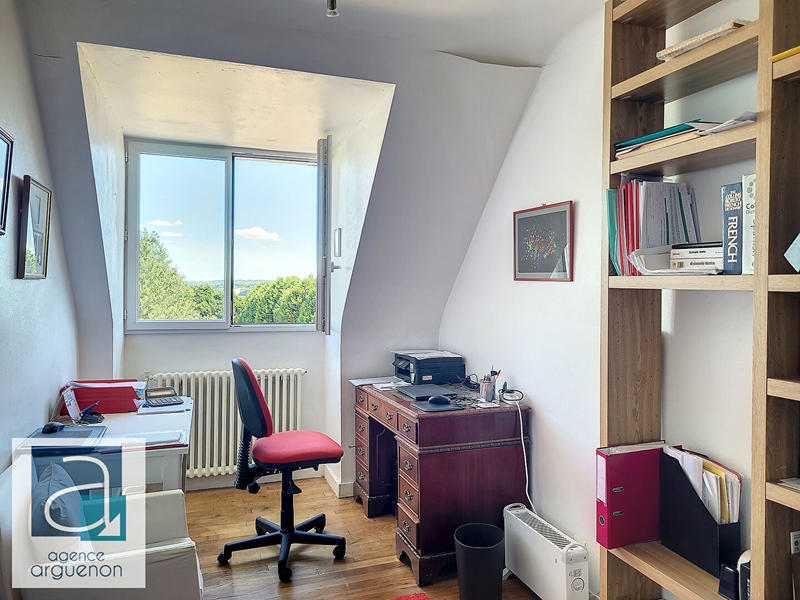 Maison - 129 m² - 8 pièces