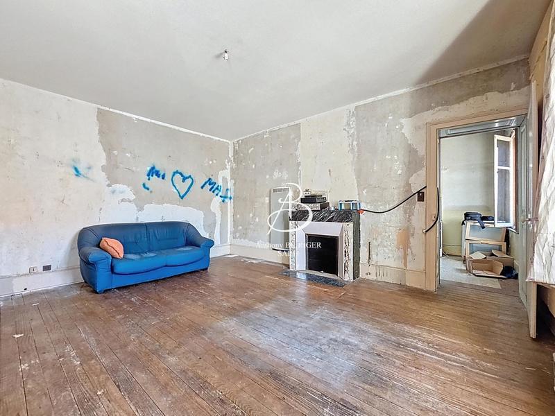 Maison - 245 m² - 6 pièces